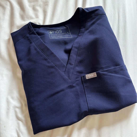 FIGS Women's Navy Blue Scrub Top - Picture 2 of 3